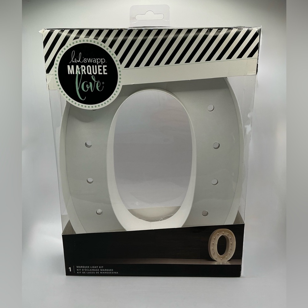 🍰NEW🍨 Heidi Swapp Light Up Marquee Love #0 Kit